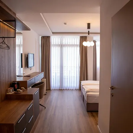 Aleksandrija 4* Охрид